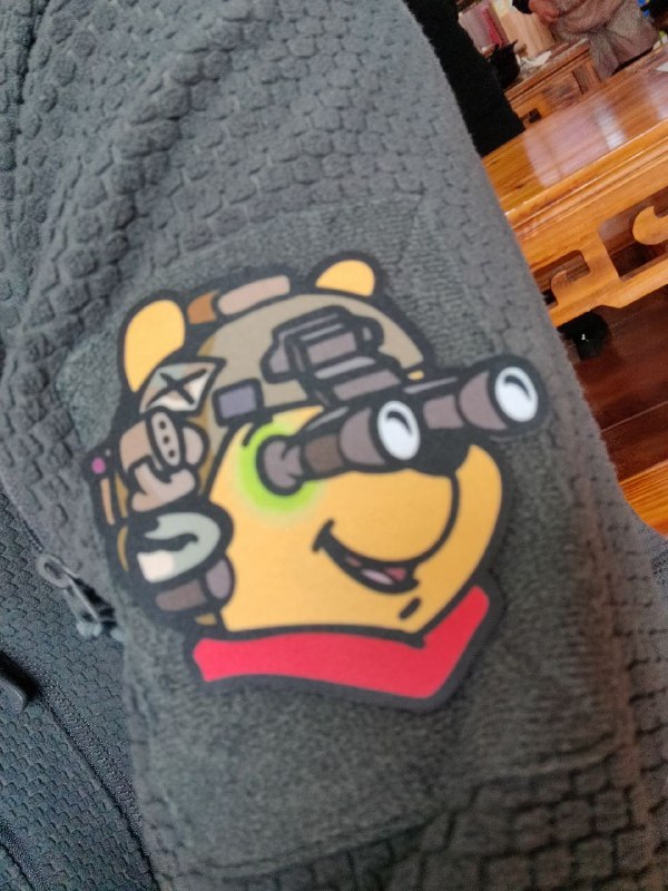 爱看动画片的军宅